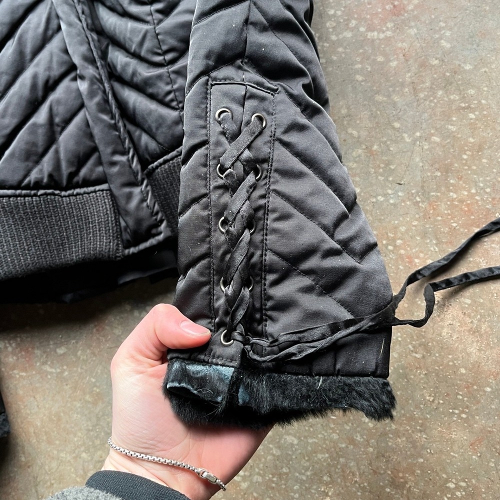 Bebe Black Chevron Quilted Down Puffer Jacket Real Rabbit Fur Hood Lace Up Small - Picture 5 of 11